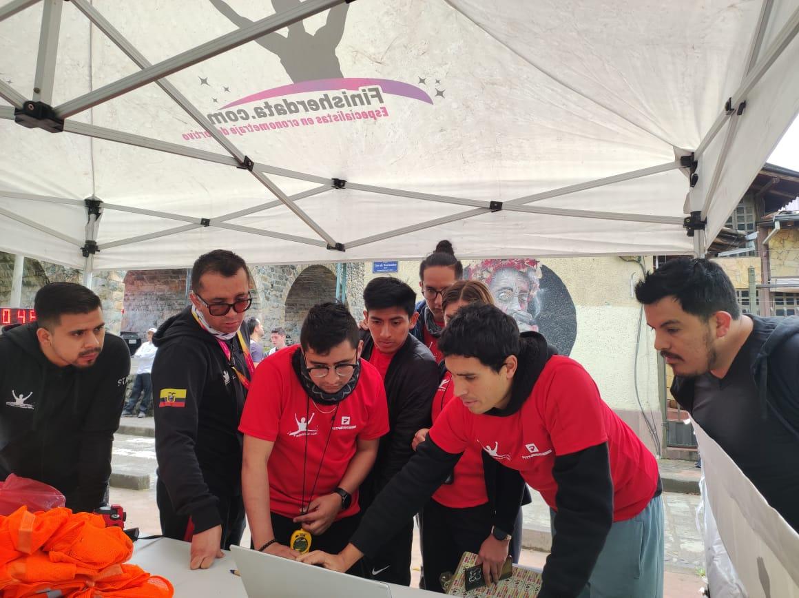Equipo Finisher Data 2