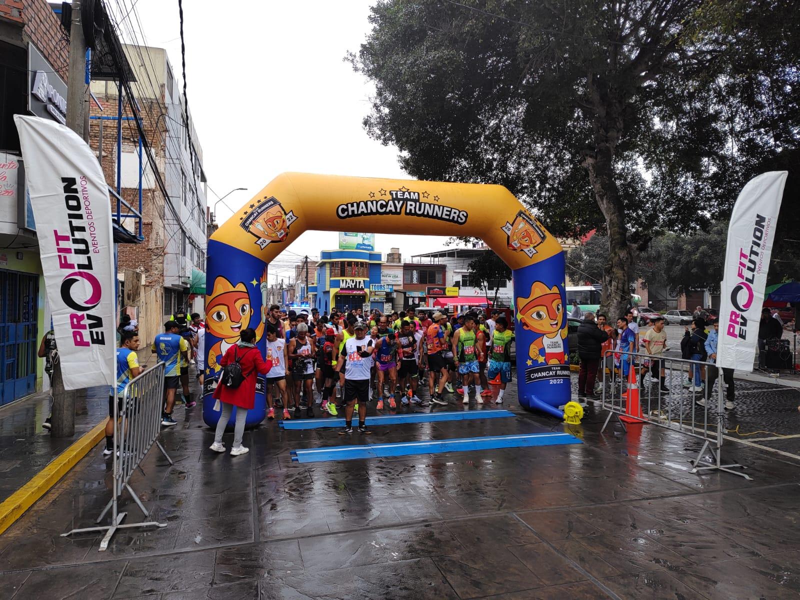 banner II Aniversario del Team Runners Chancay